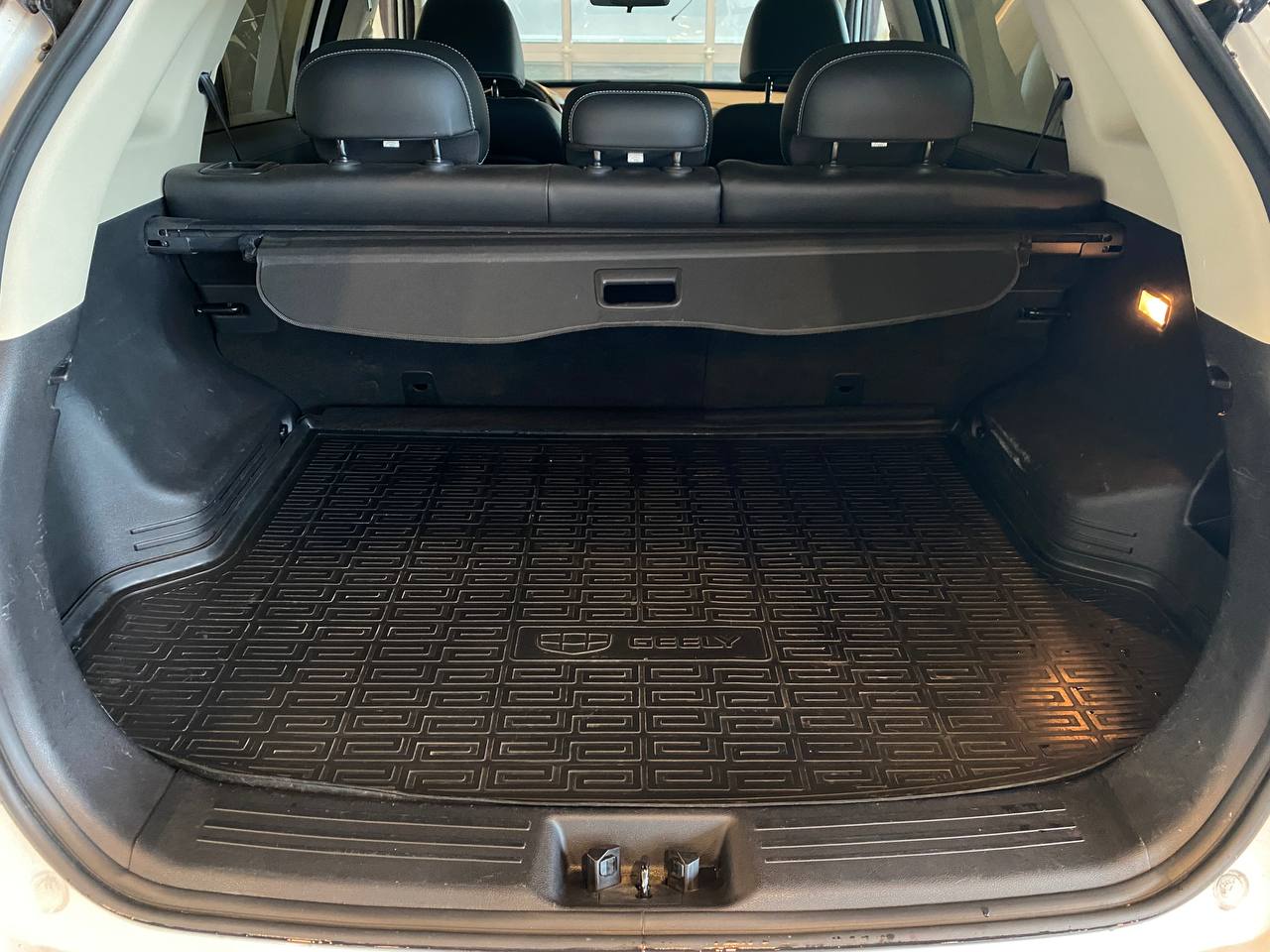 GEELY ATLAS PRO