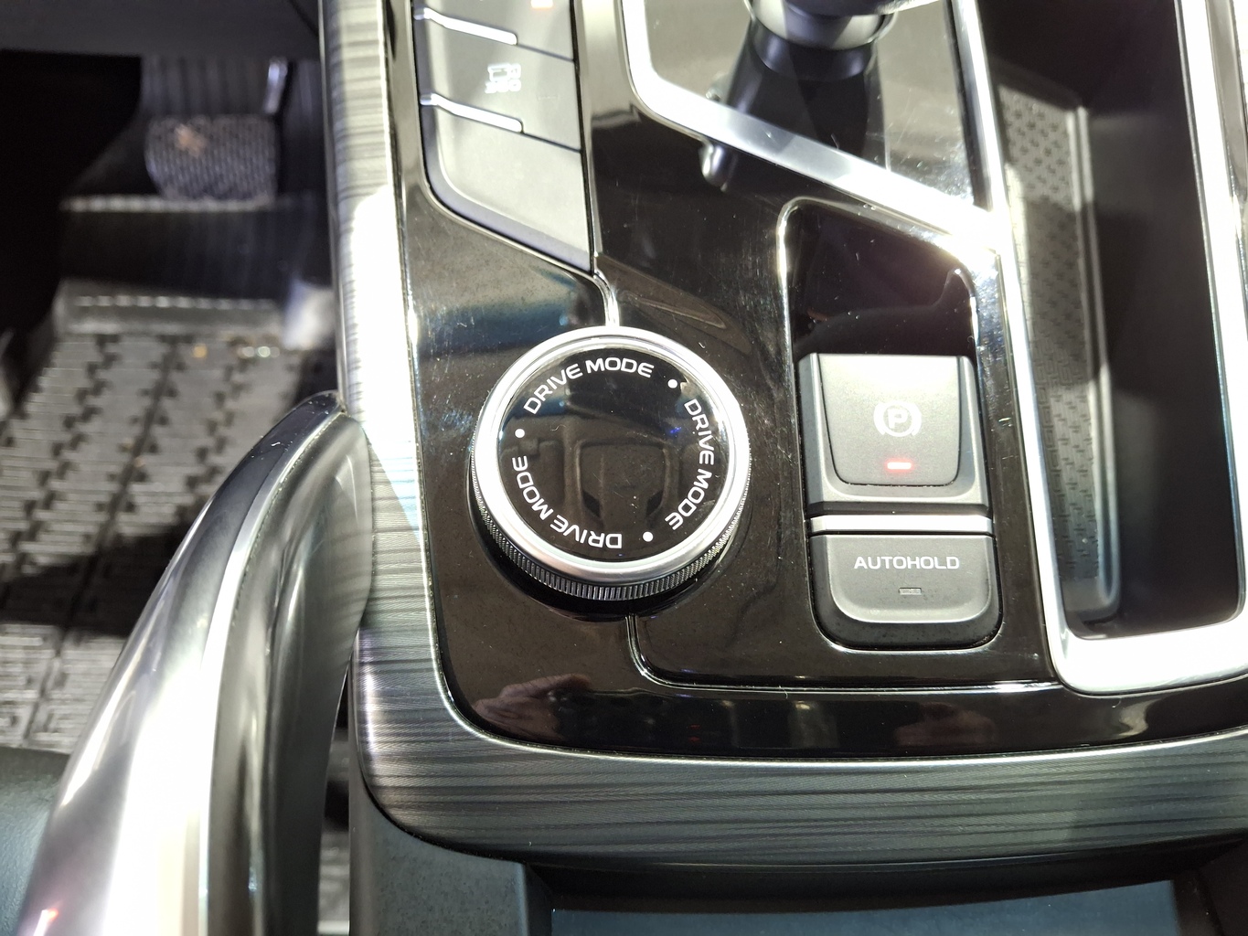 GEELY ATLAS PRO