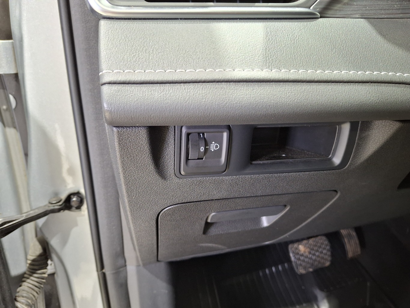 GEELY ATLAS PRO