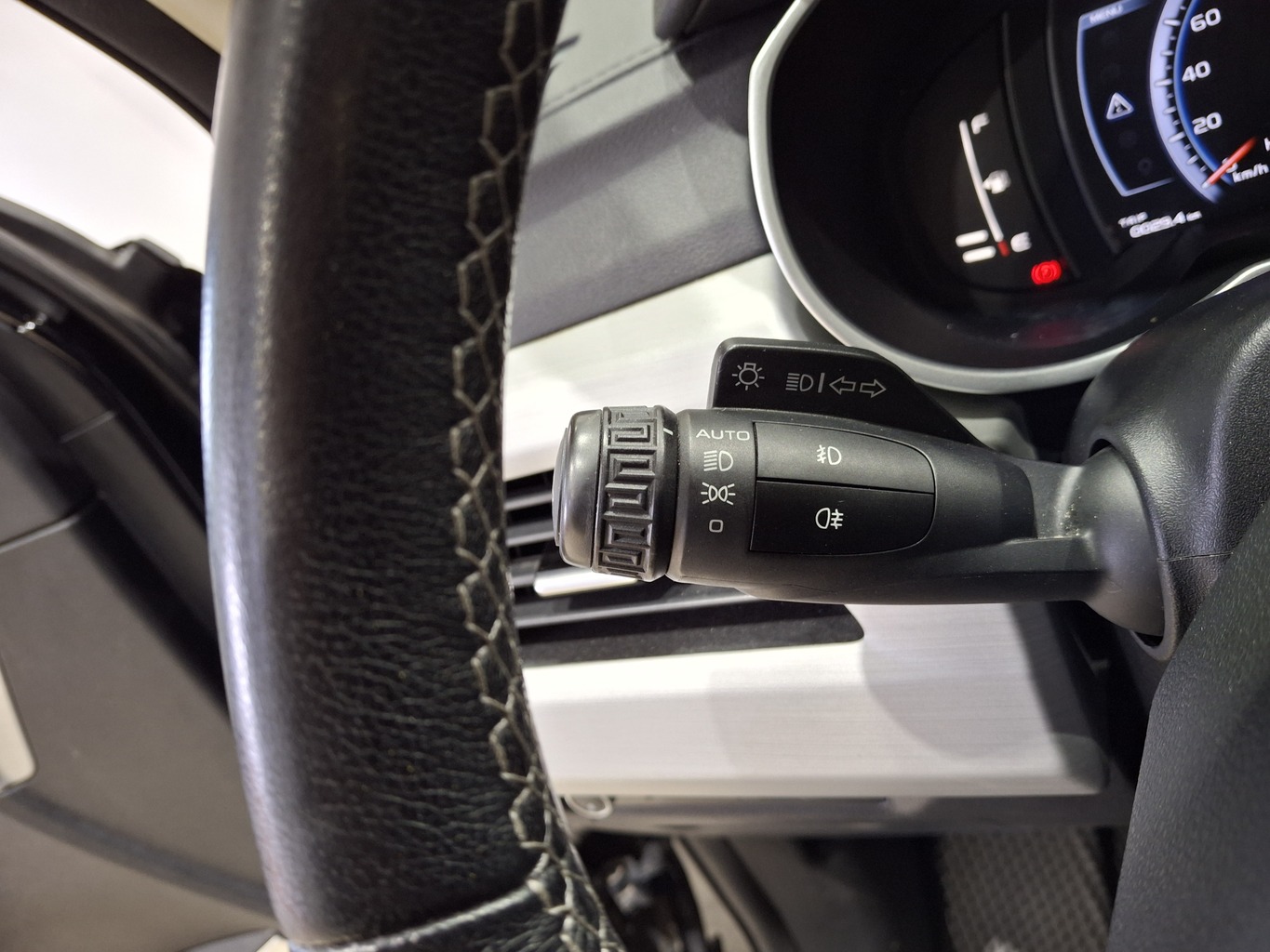 GEELY ATLAS (NL-3)