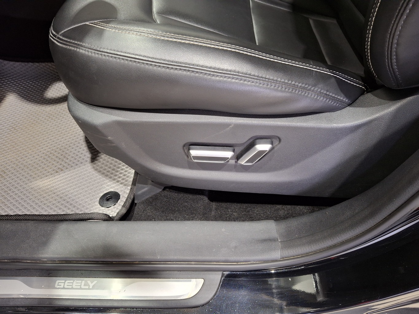 GEELY ATLAS (NL-3)