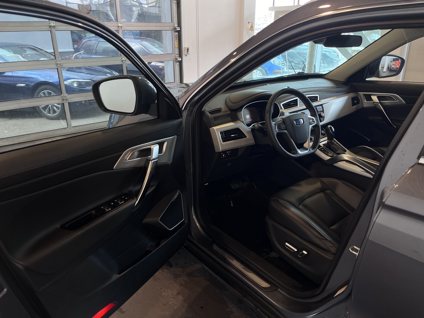 GEELY ATLAS (NL-3)
