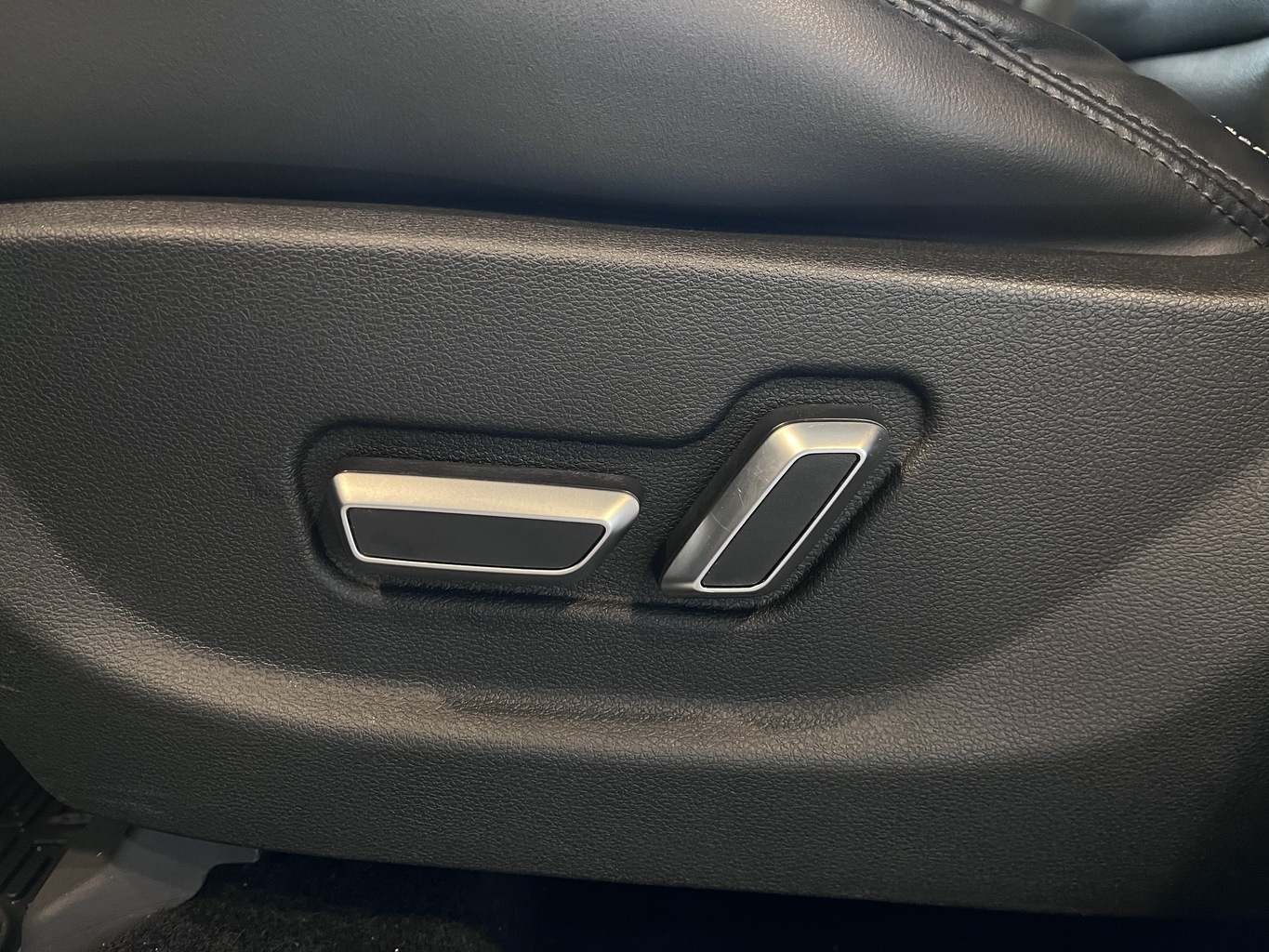 GEELY ATLAS (NL-3)