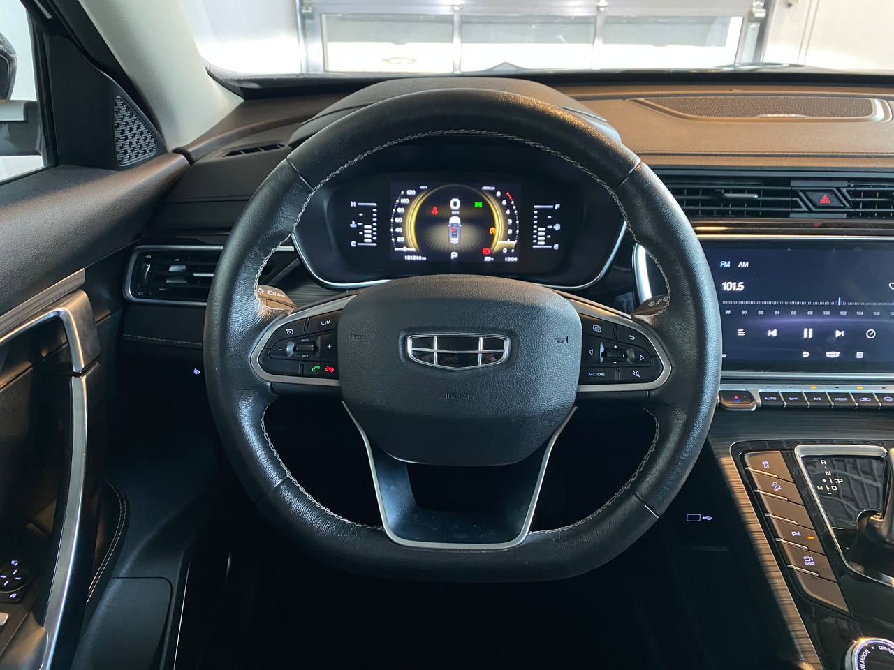 GEELY ATLAS PRO