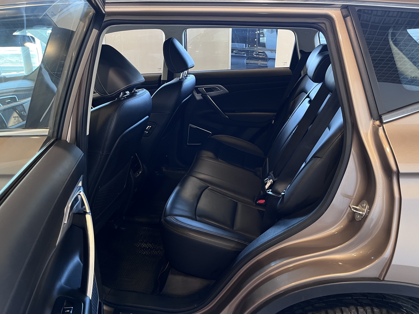 GEELY ATLAS (NL-3)