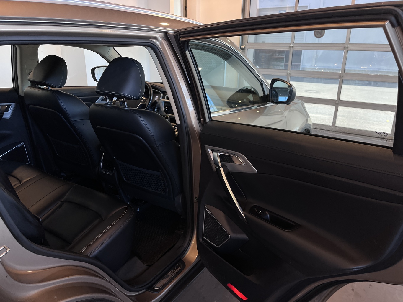 GEELY ATLAS (NL-3)