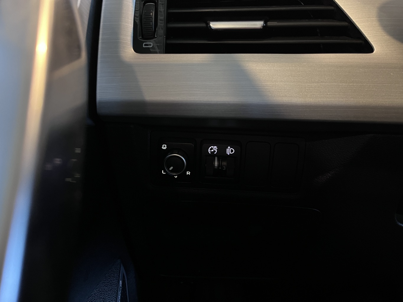 GEELY ATLAS (NL-3)