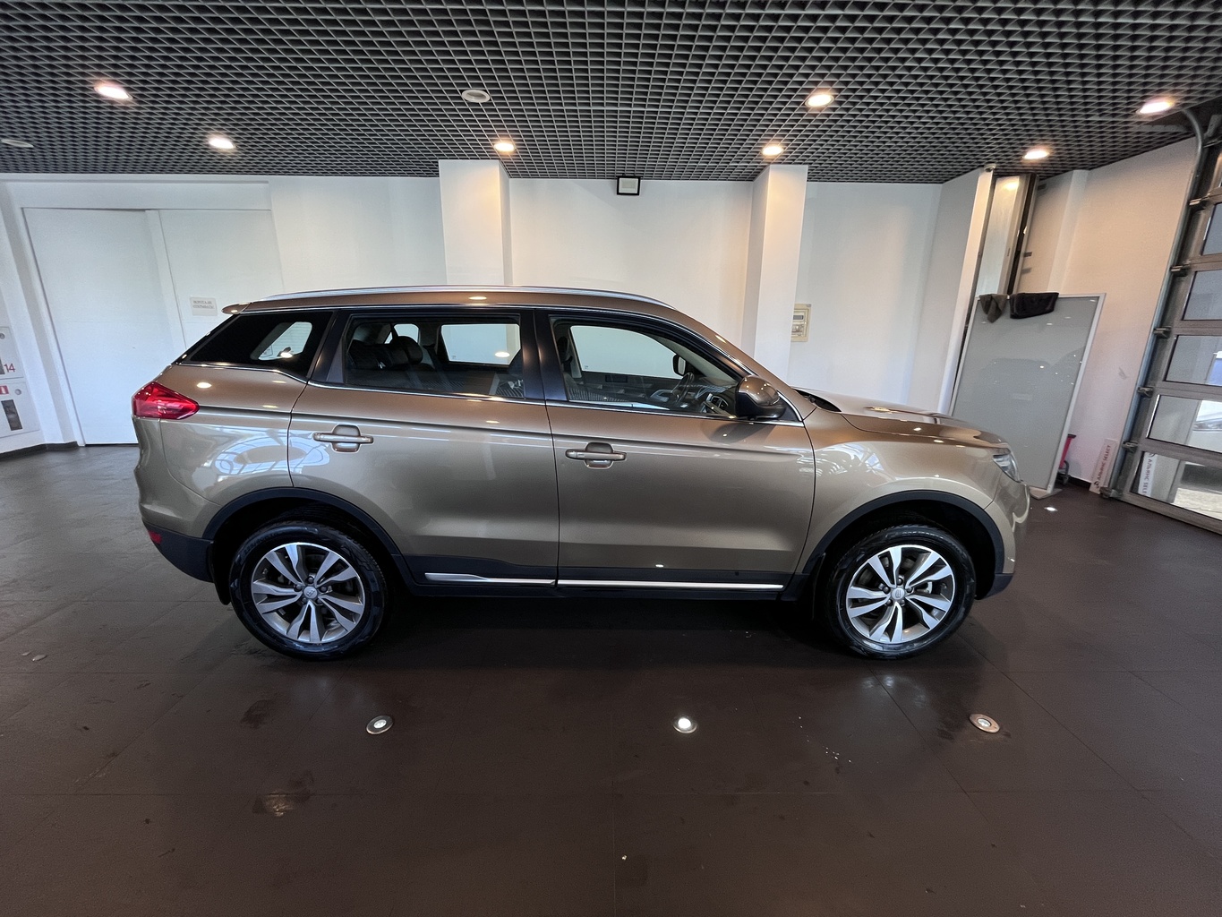 GEELY ATLAS (NL-3)