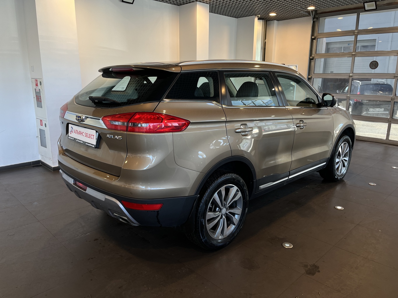 GEELY ATLAS (NL-3)