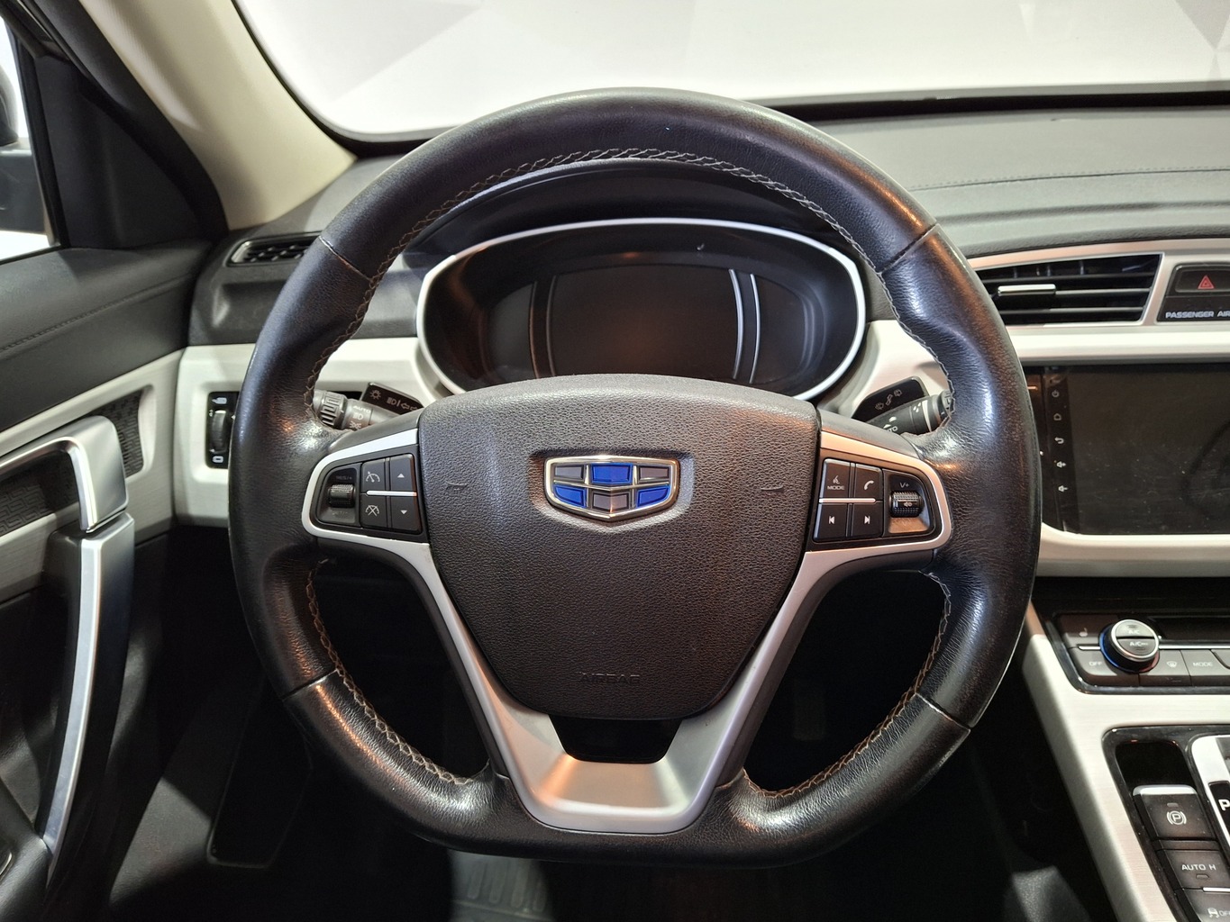 GEELY ATLAS (NL-3)