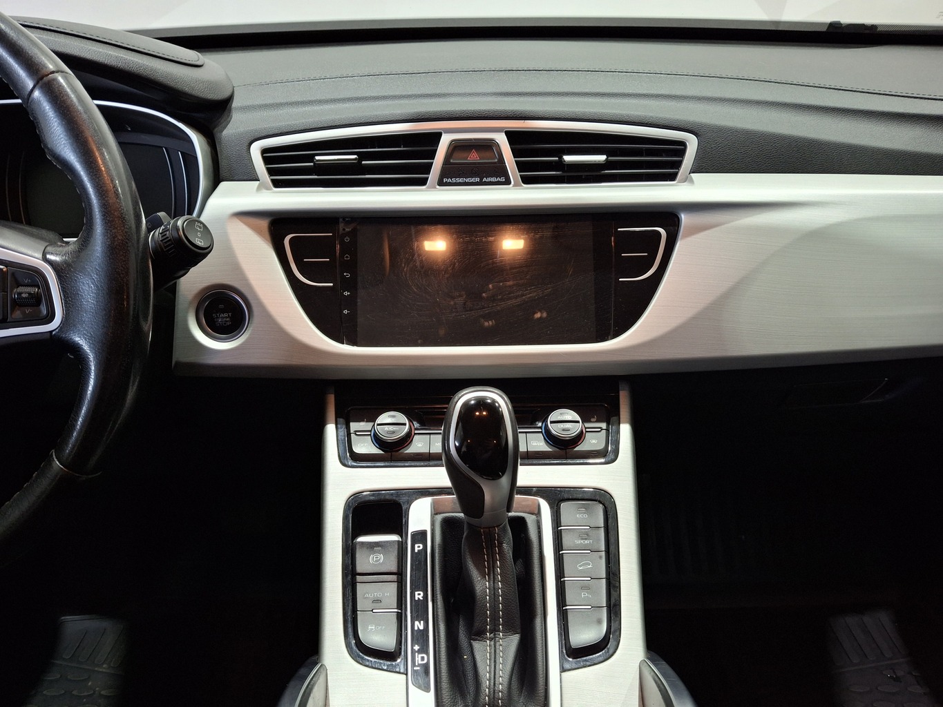 GEELY ATLAS (NL-3)