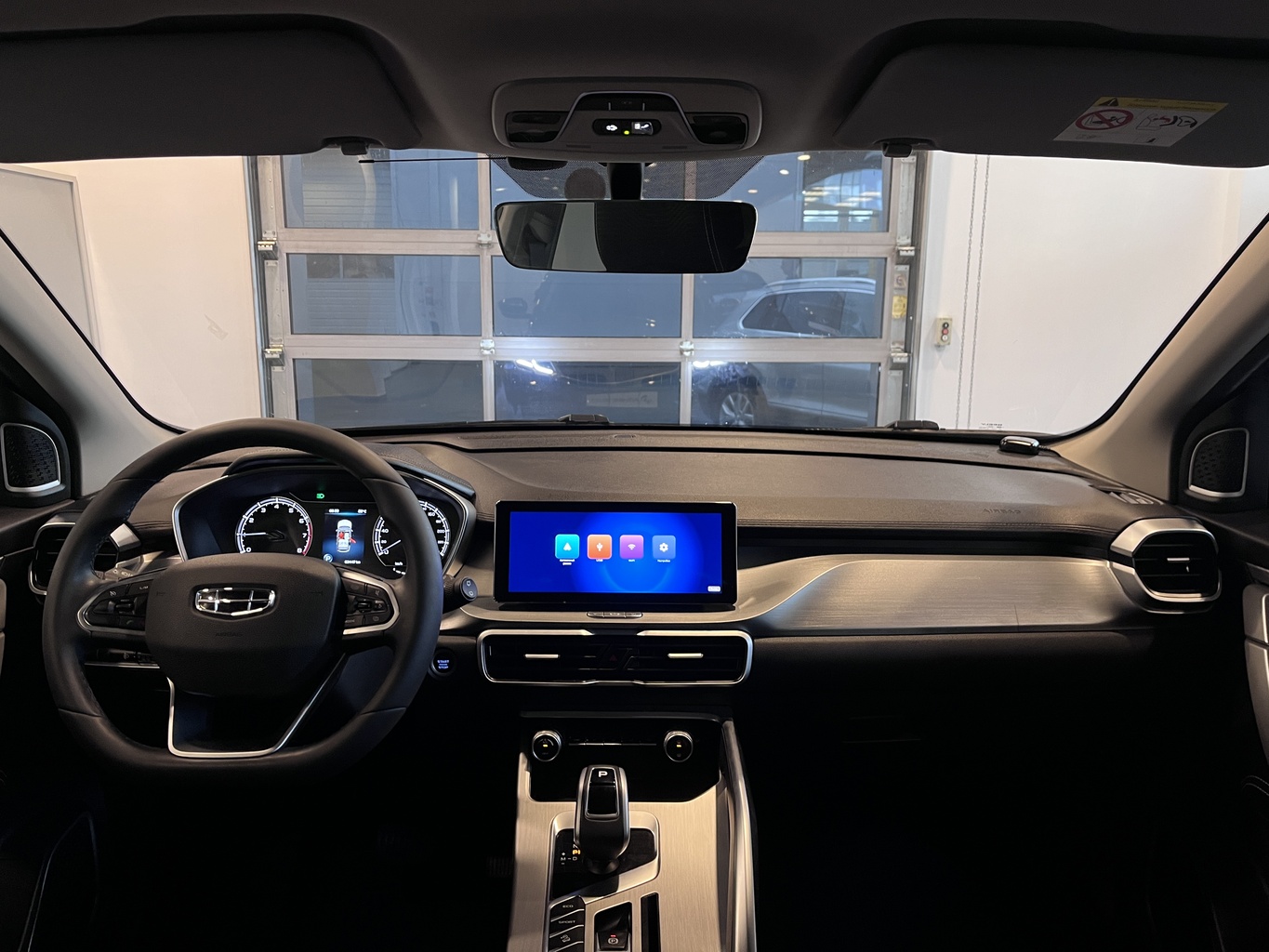 GEELY COOLRAY