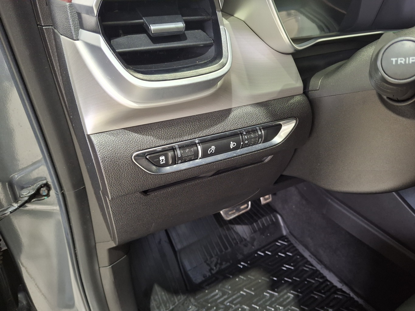 GEELY COOLRAY (SX11 A3)