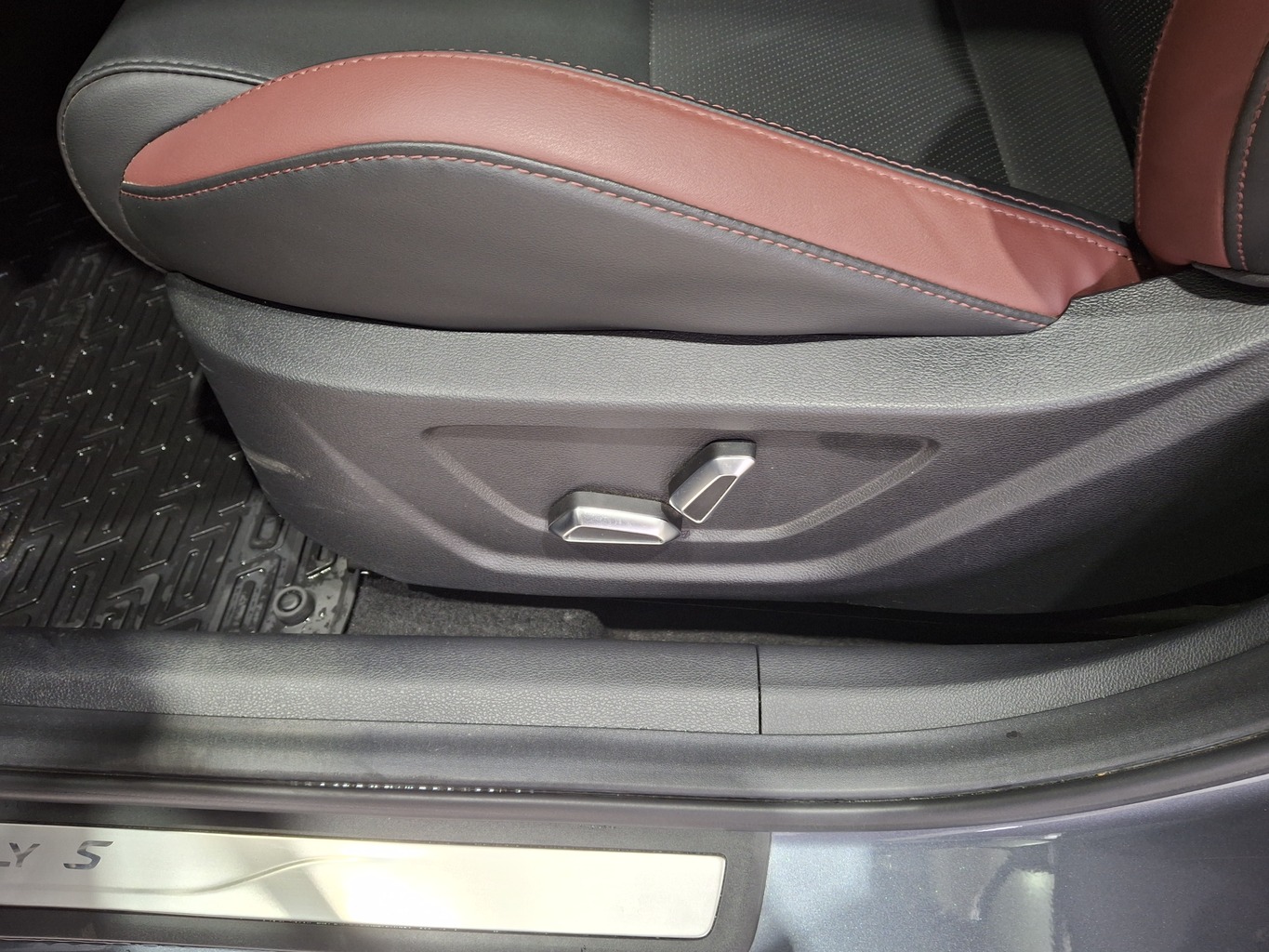 GEELY COOLRAY (SX11 A3)