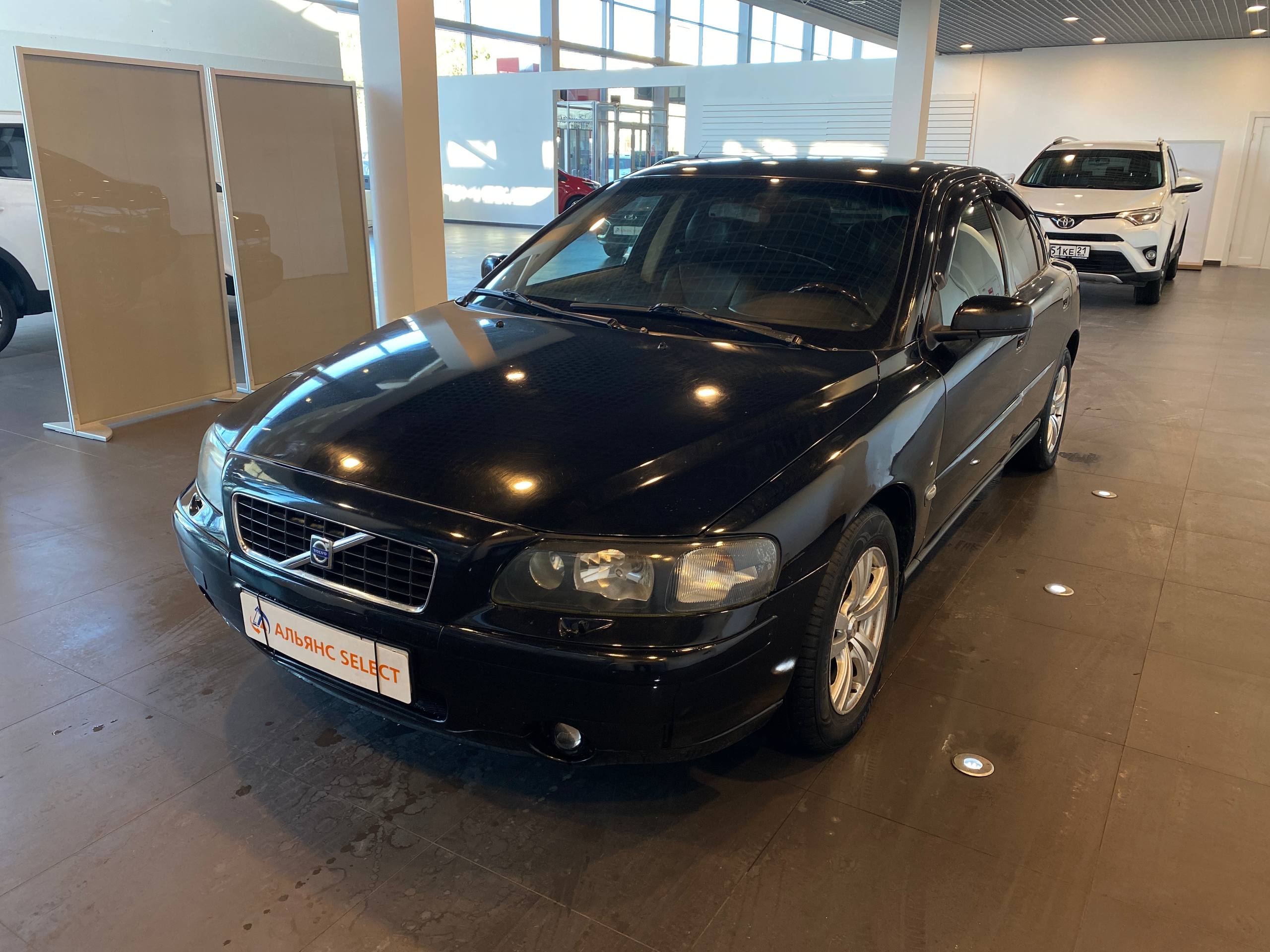 VOLVO S60