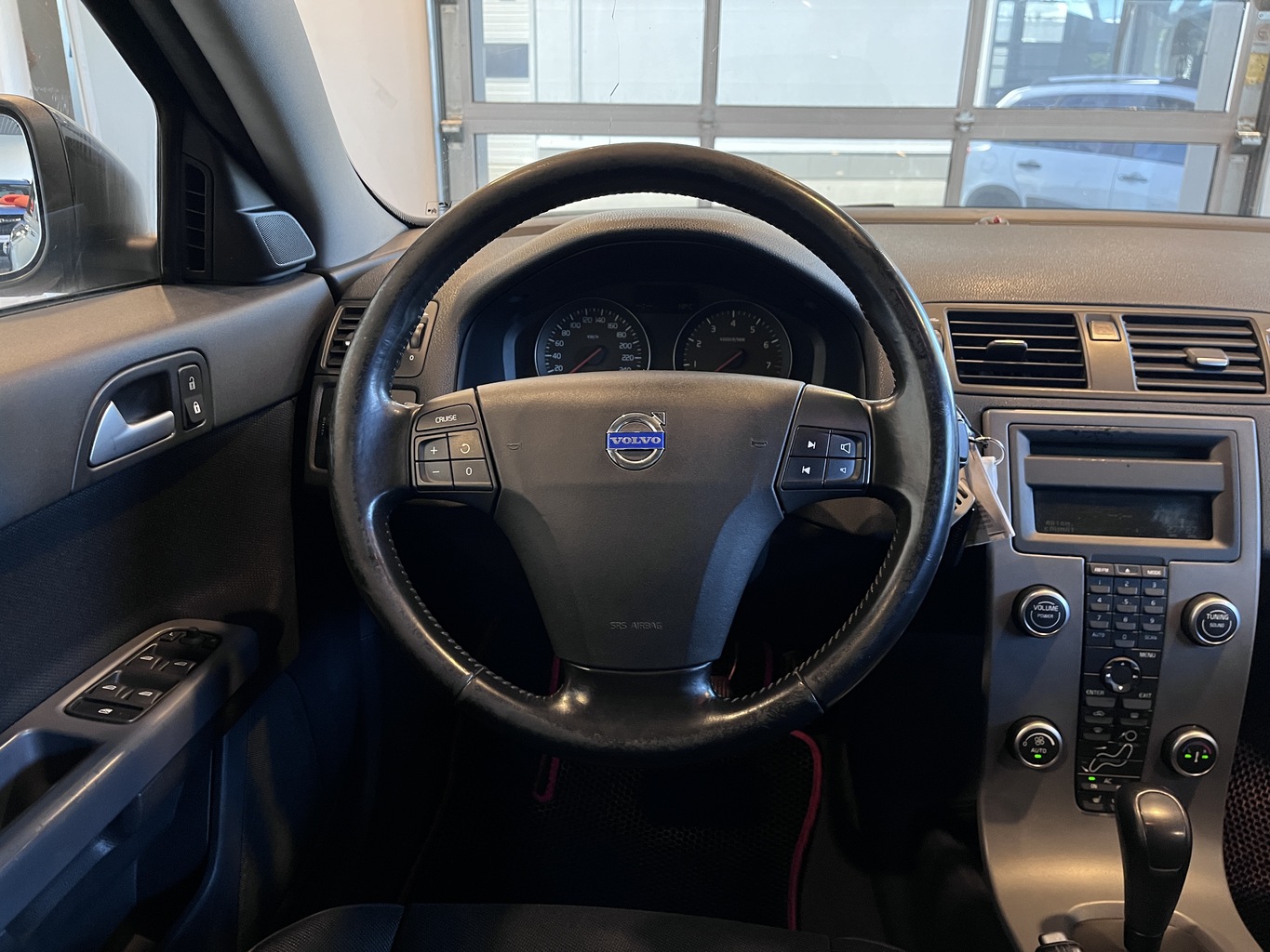 VOLVO S40