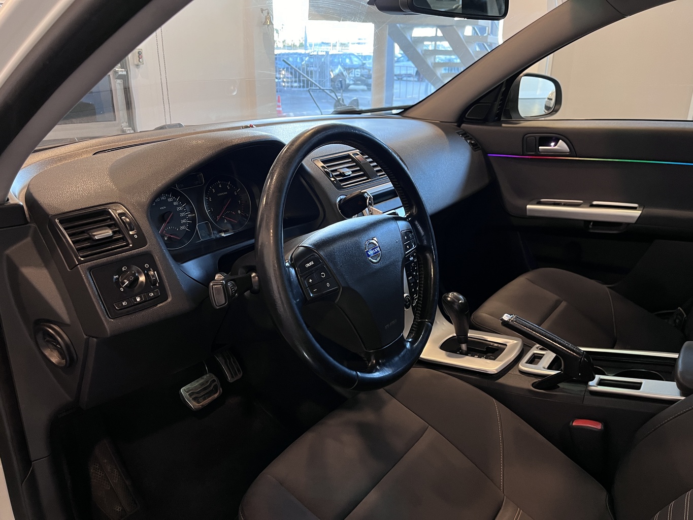 VOLVO S40