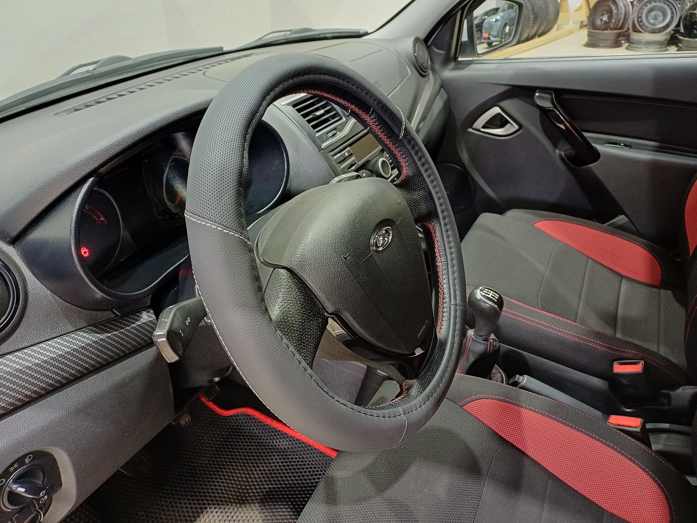 LADA GRANTA