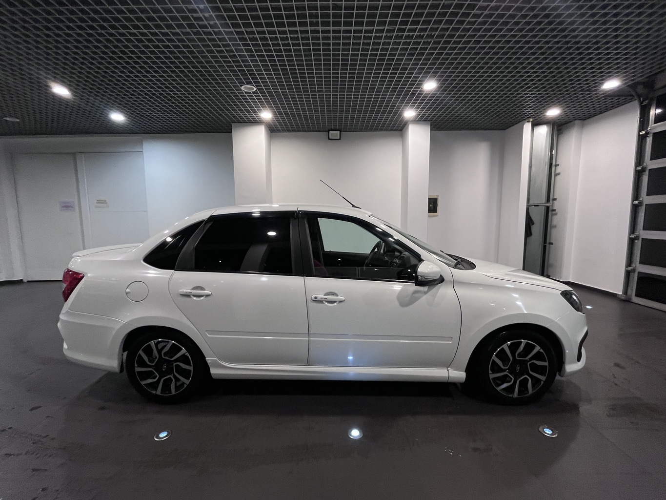LADA GRANTA