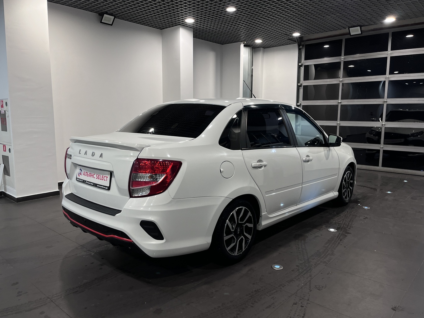 LADA GRANTA