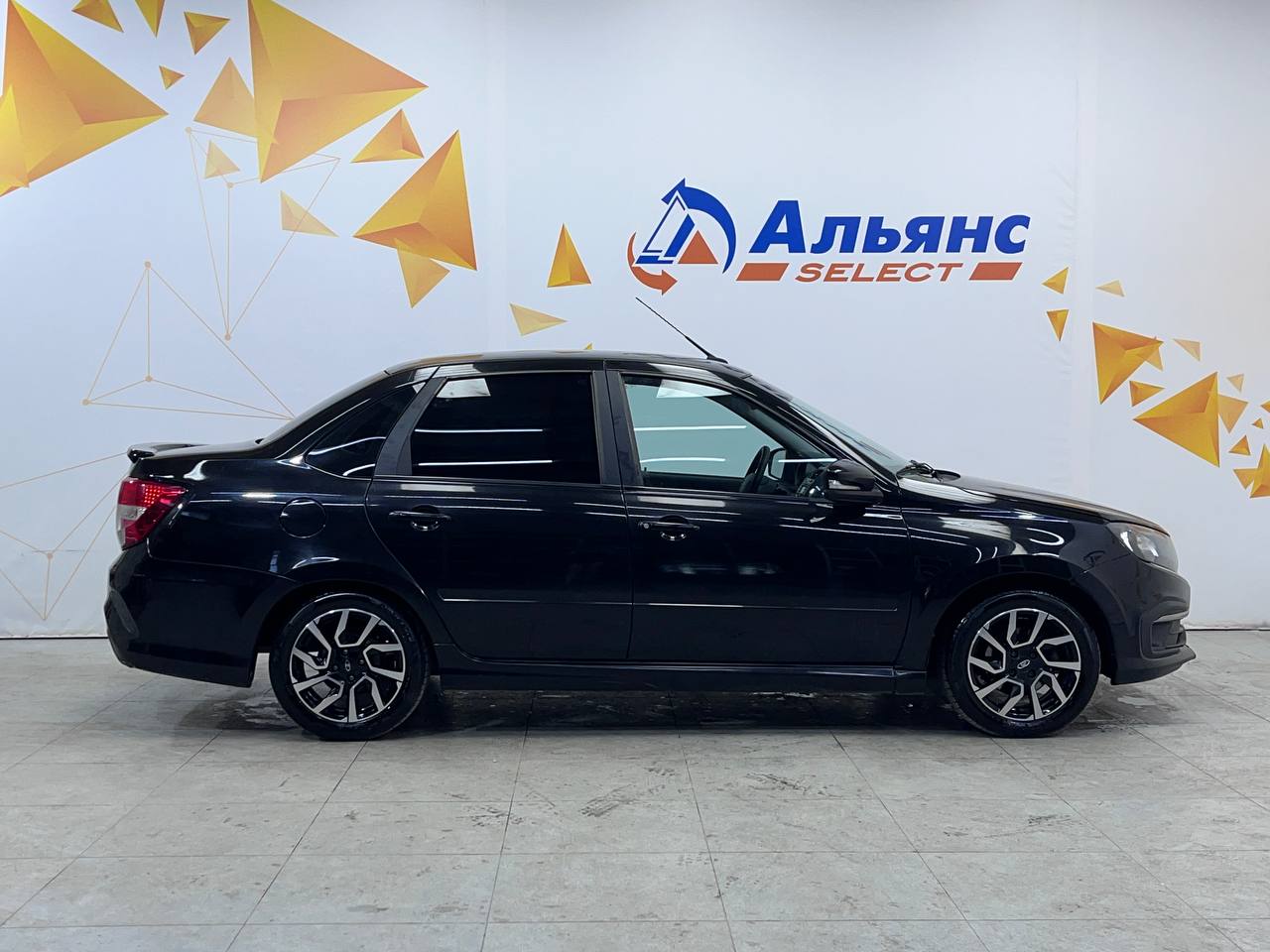 LADA GRANTA