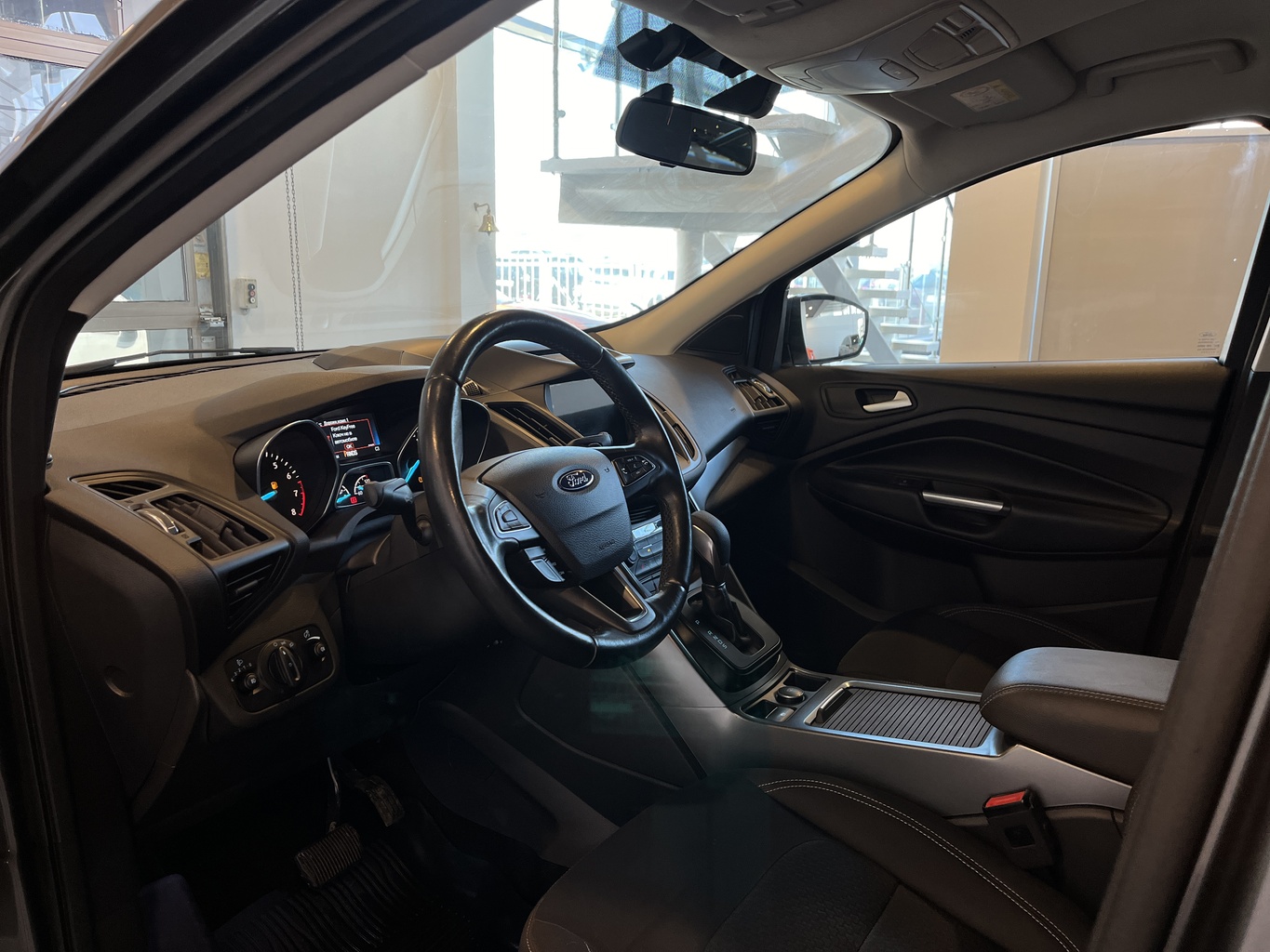 FORD KUGA
