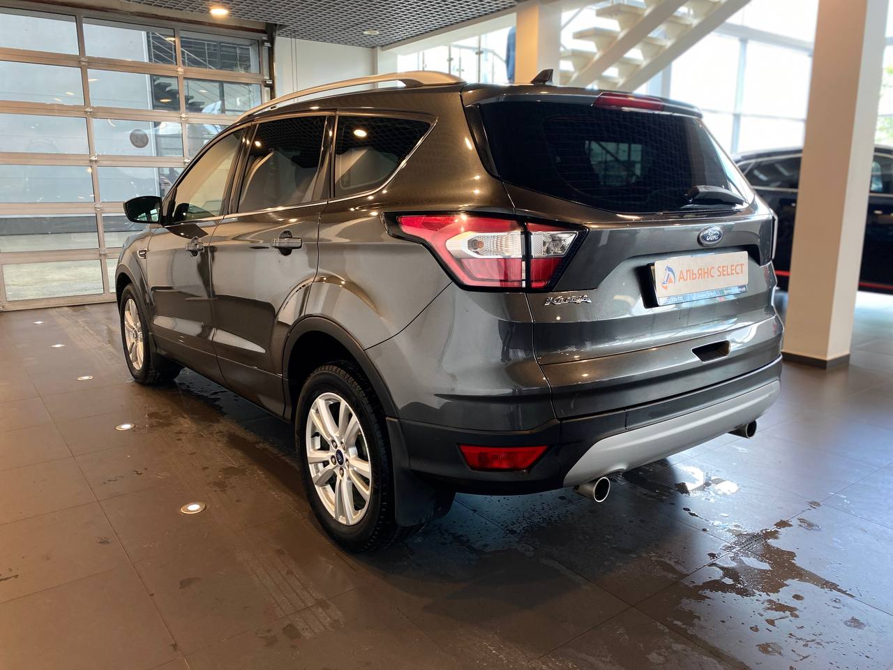 FORD KUGA