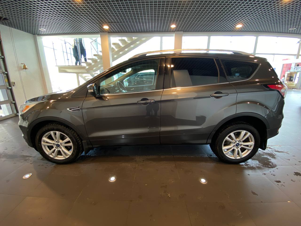 FORD KUGA