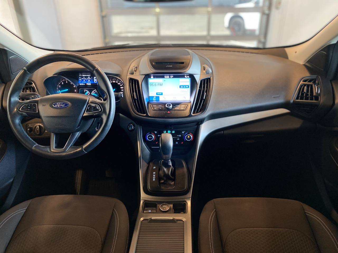 FORD KUGA