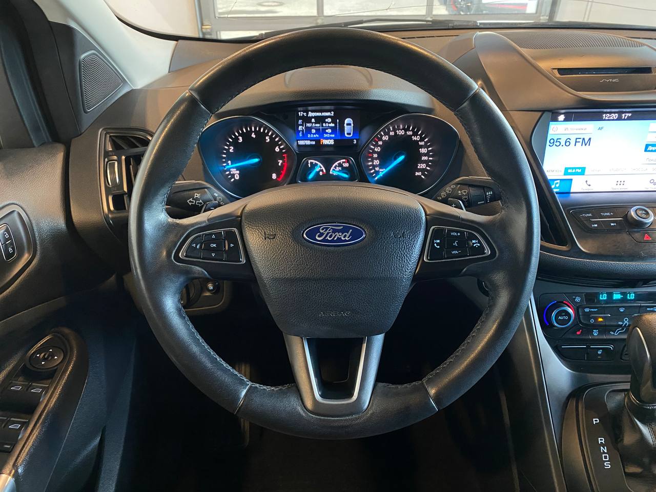 FORD KUGA