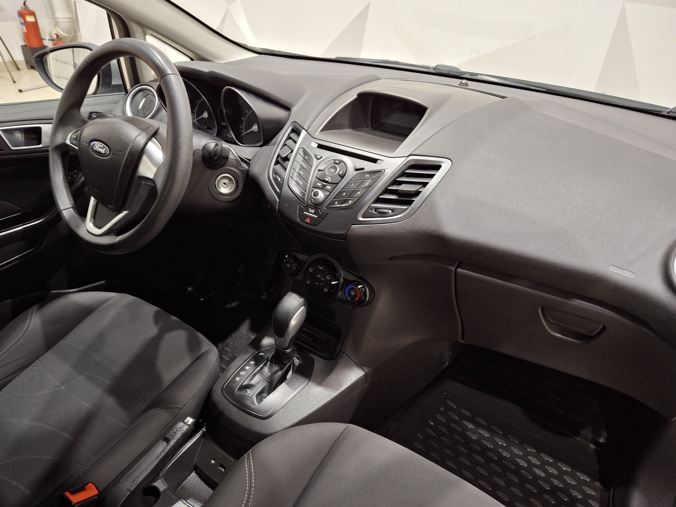 FORD FIESTA