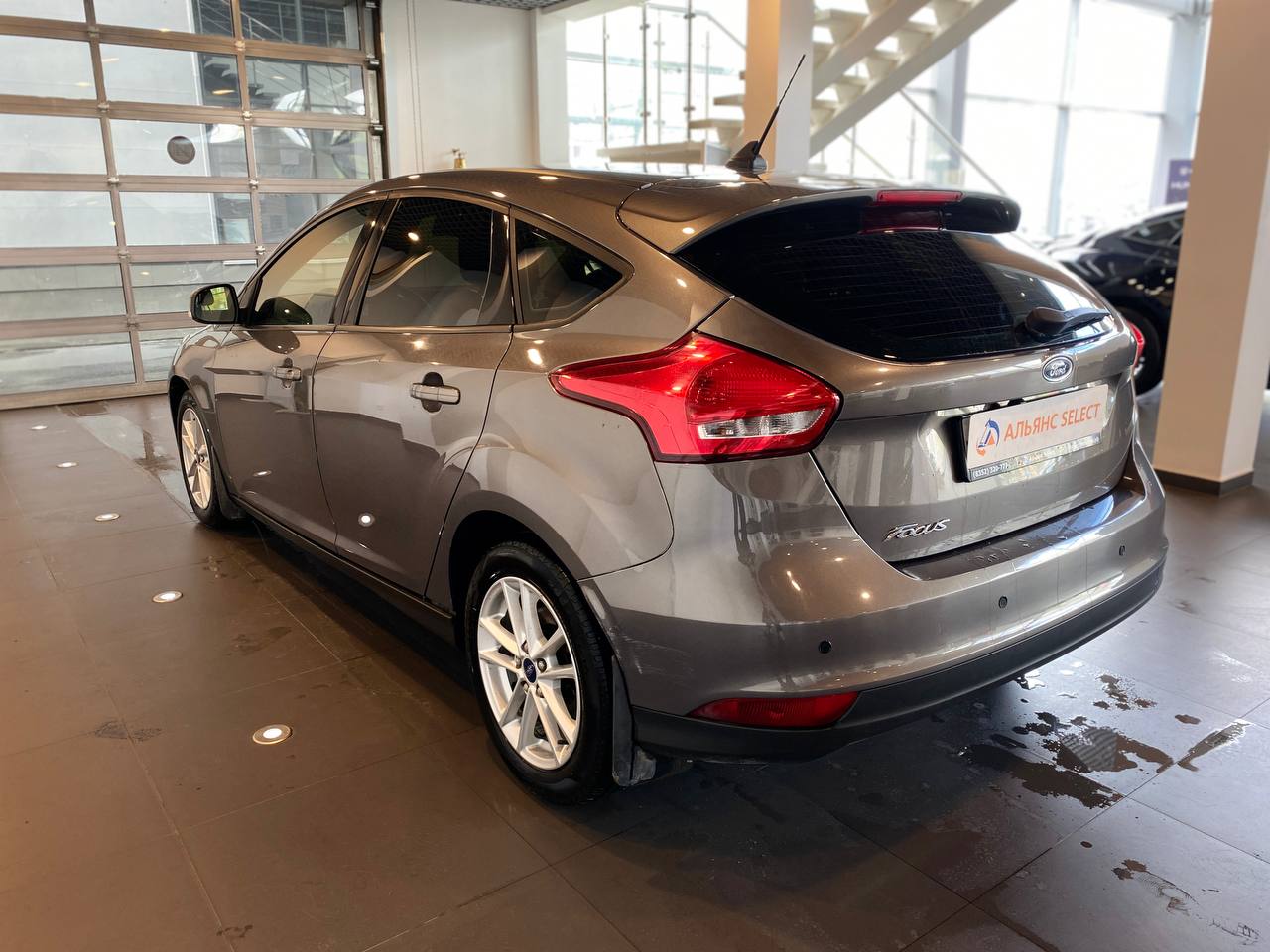 FORD FOCUS