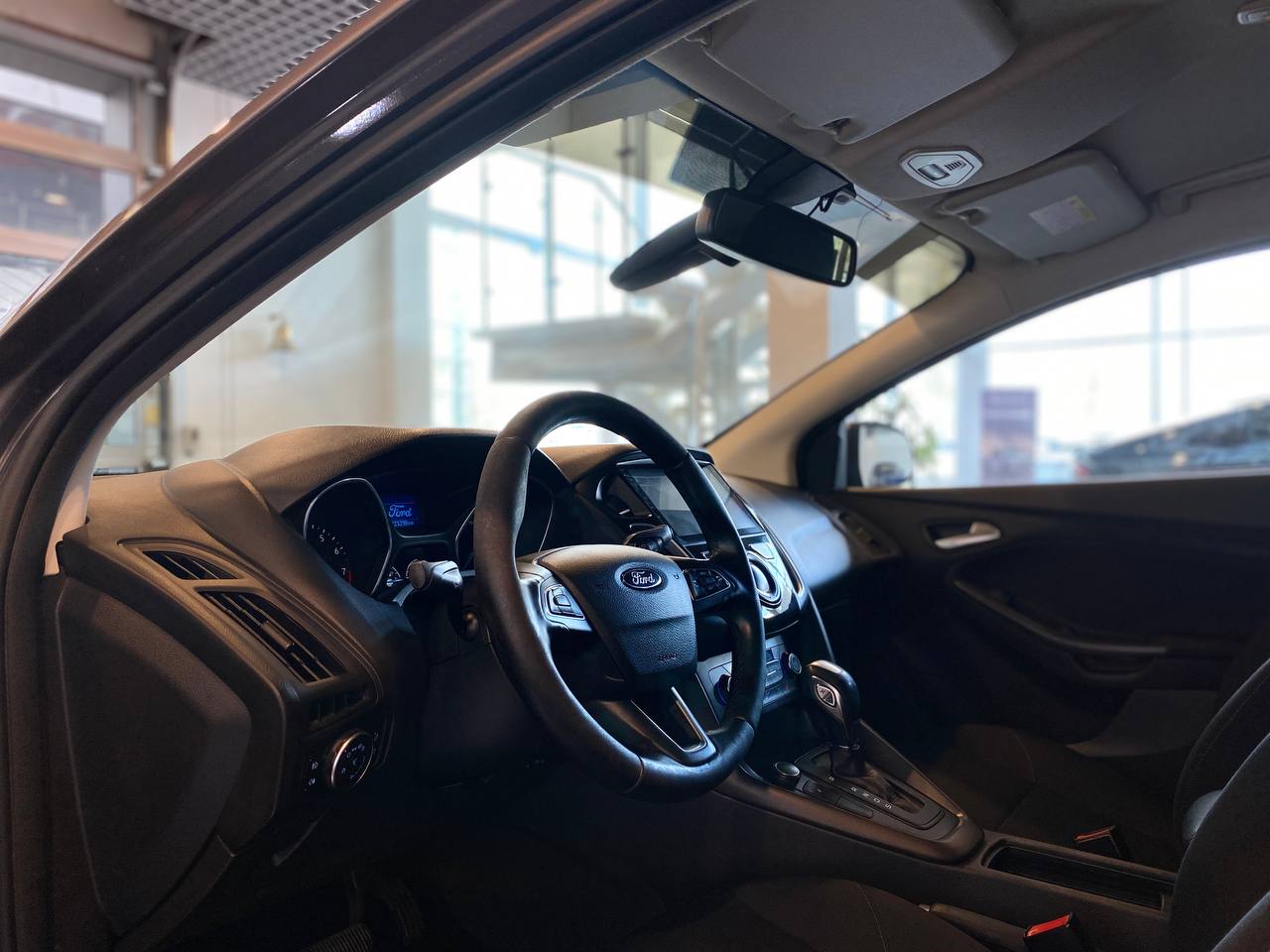 FORD FOCUS