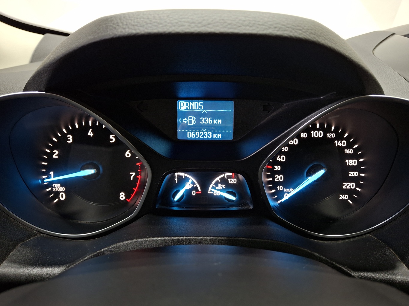 FORD KUGA
