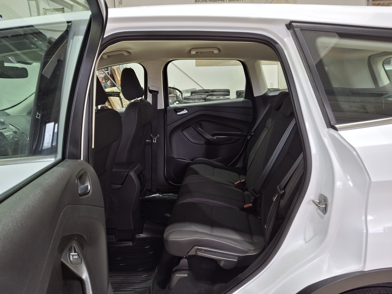 FORD KUGA