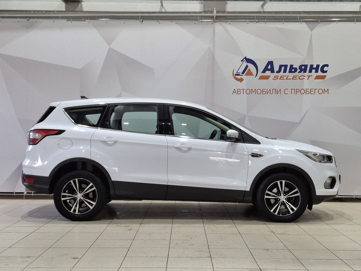 FORD KUGA