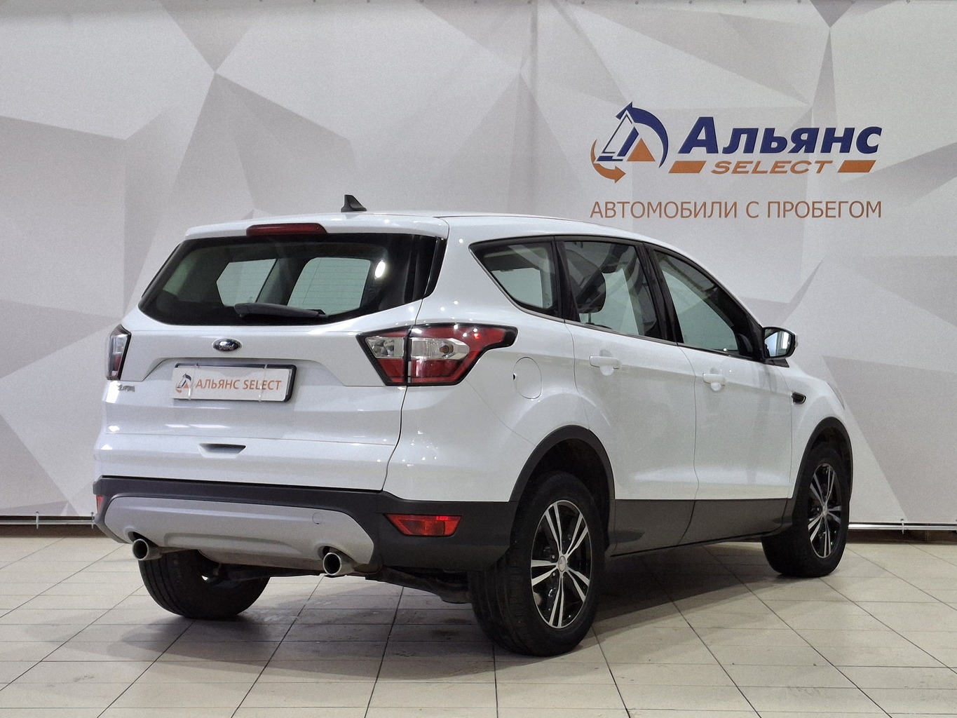 FORD KUGA