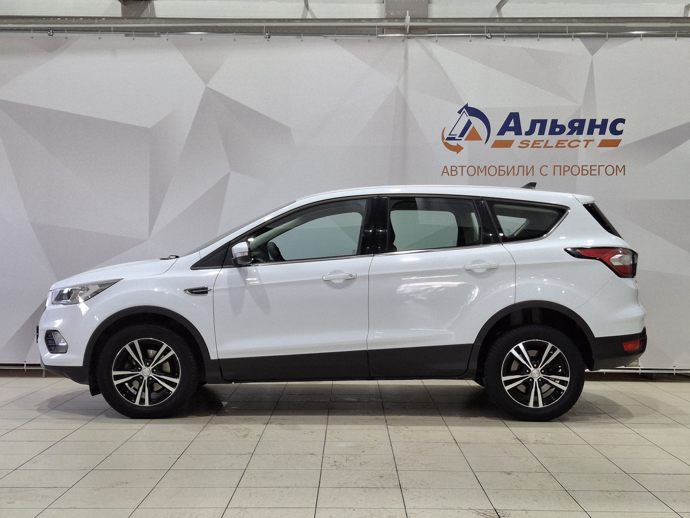 FORD KUGA