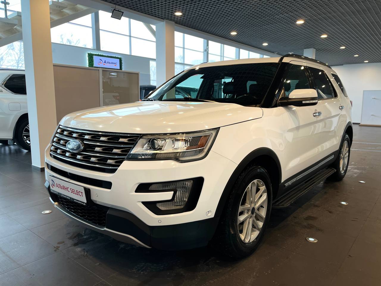 FORD EXPLORER