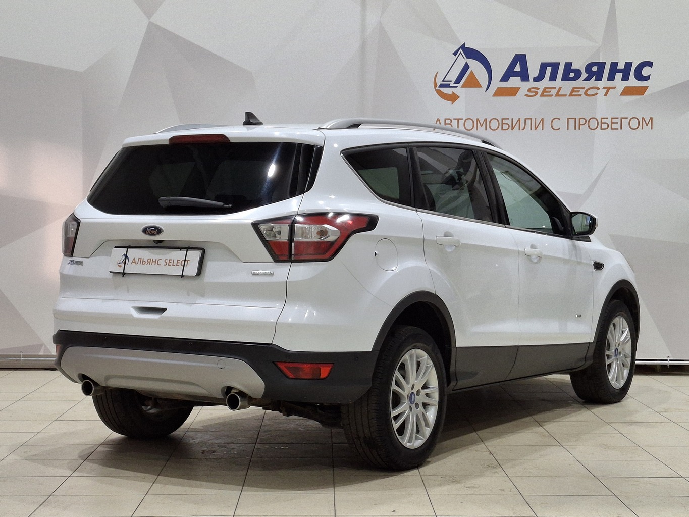 FORD KUGA