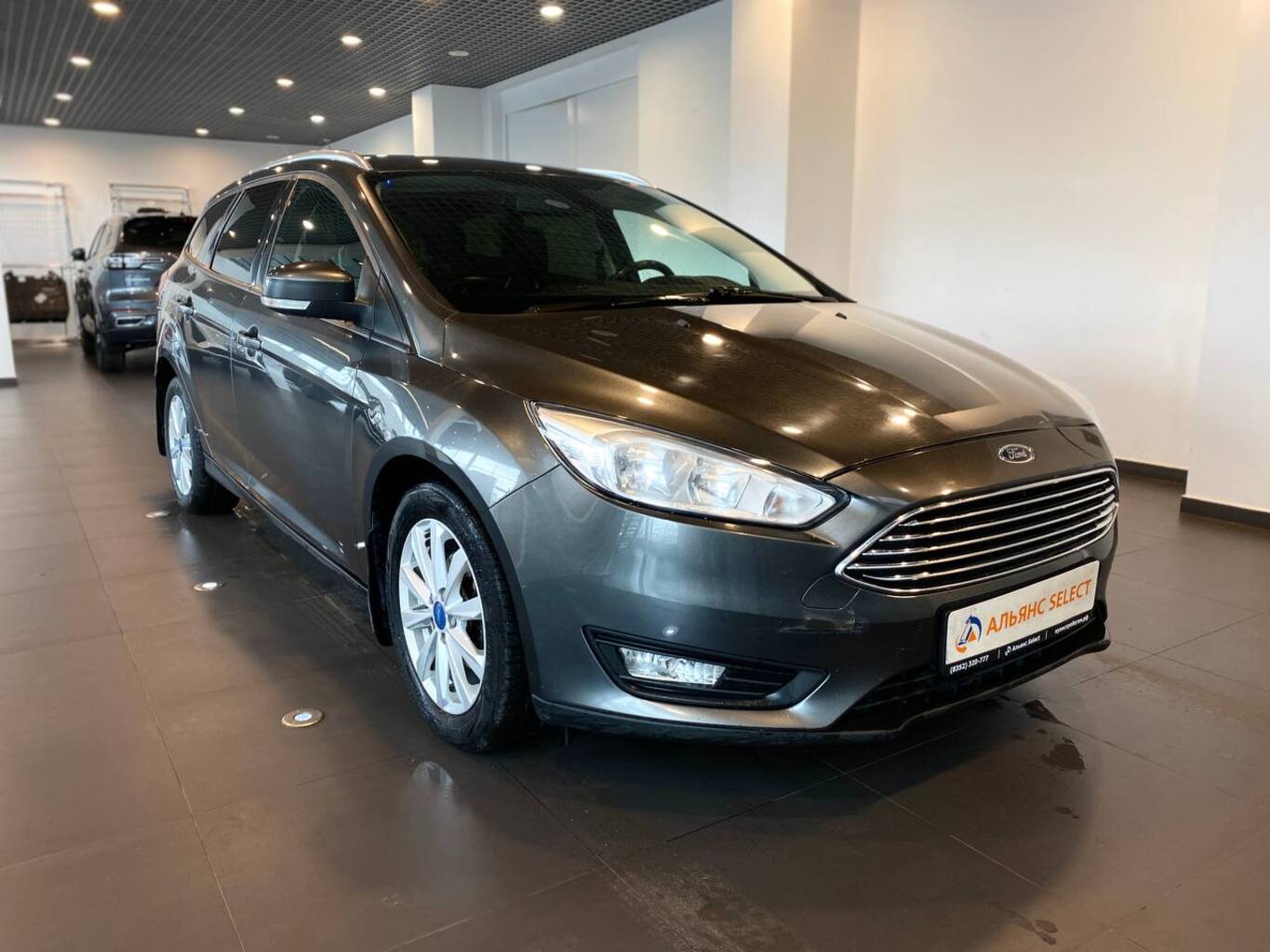 FORD FOCUS