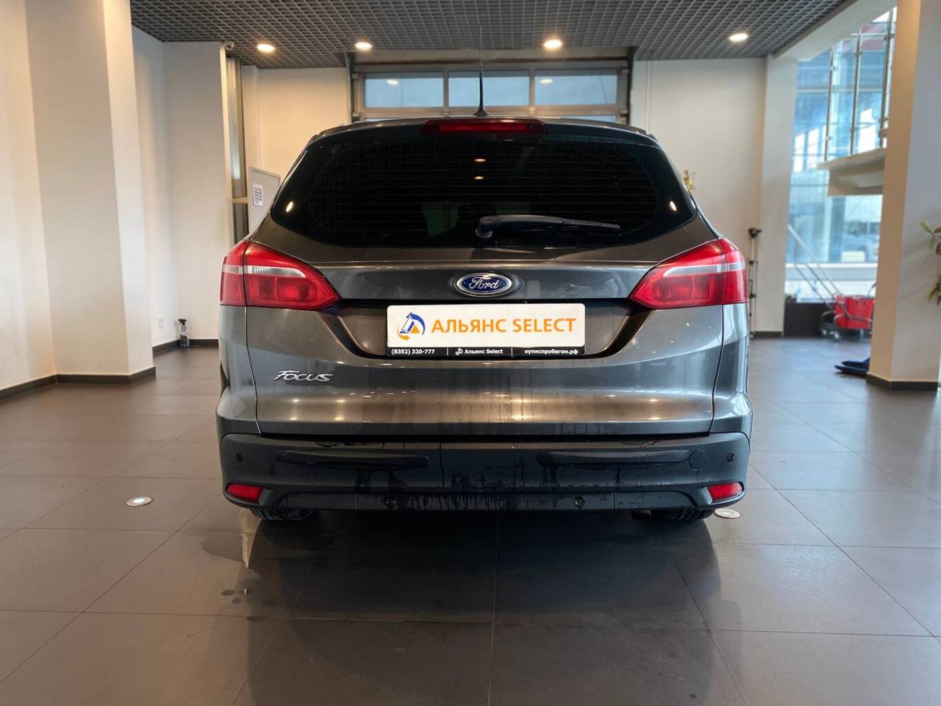 FORD FOCUS