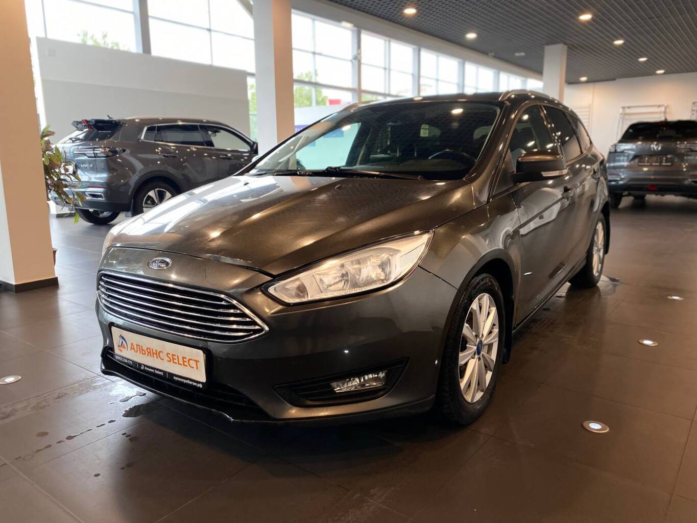 FORD FOCUS