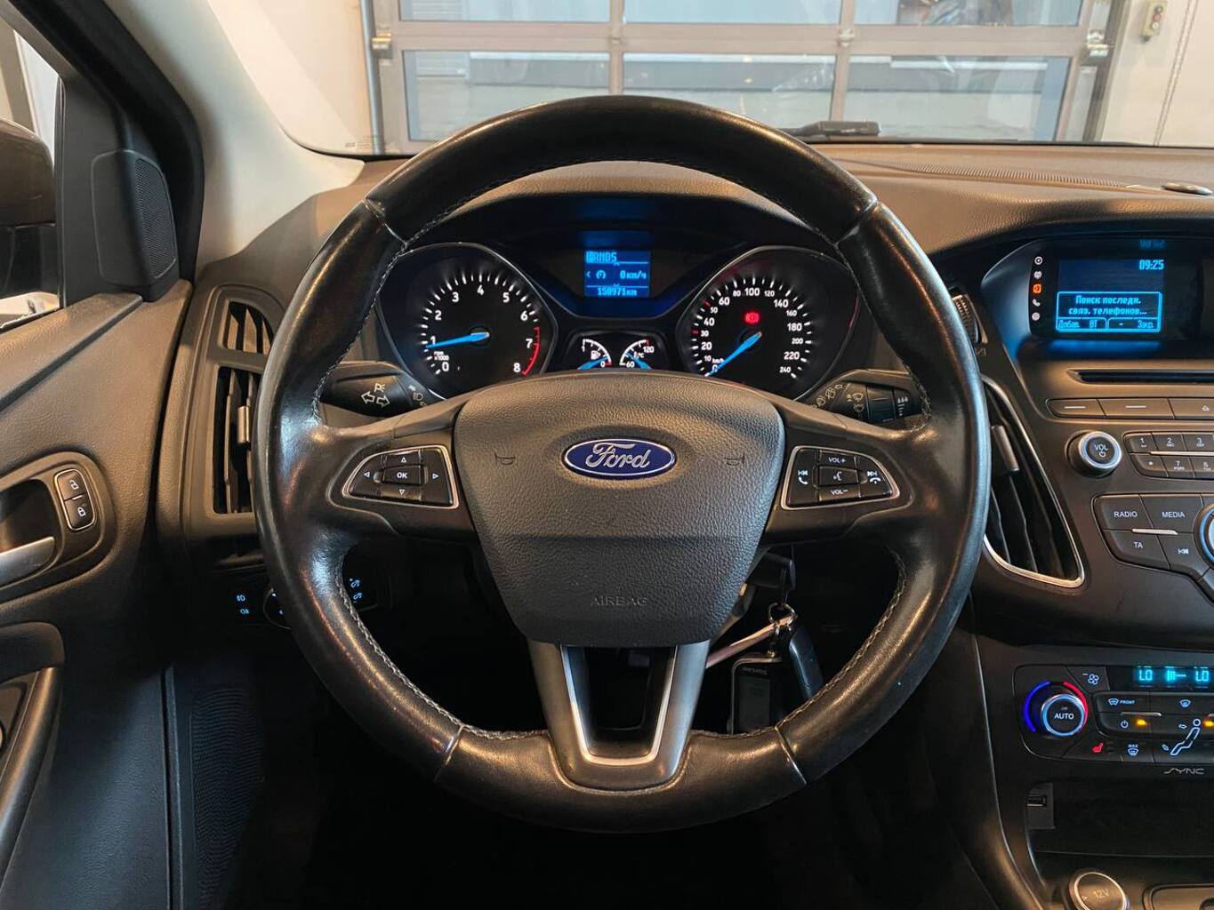 FORD FOCUS