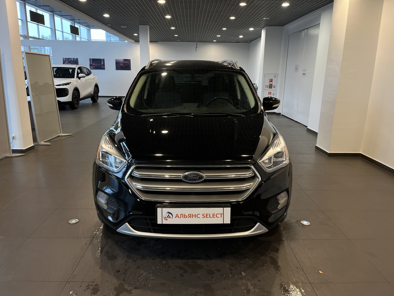 FORD KUGA