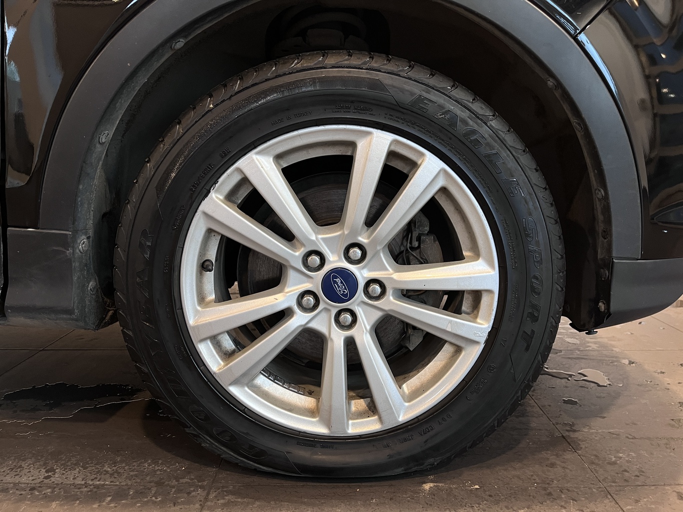 FORD KUGA