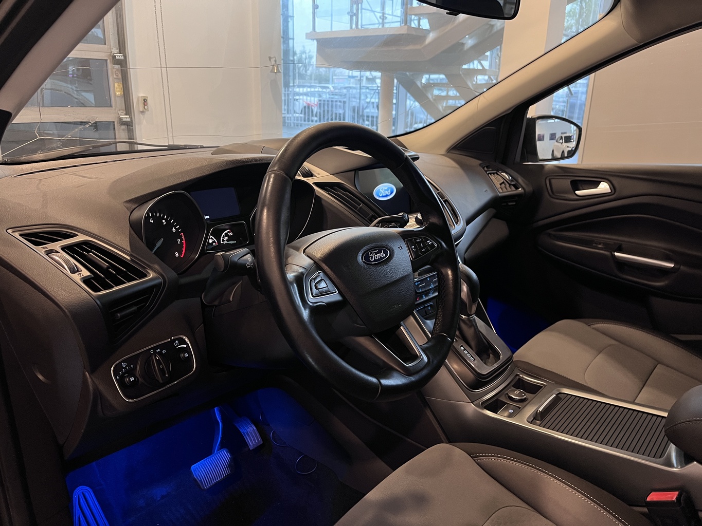 FORD KUGA