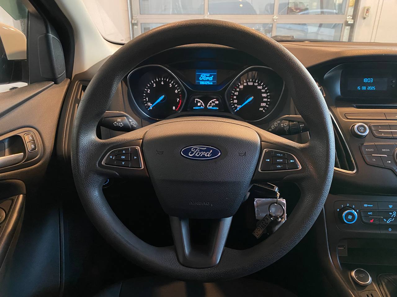 FORD FOCUS