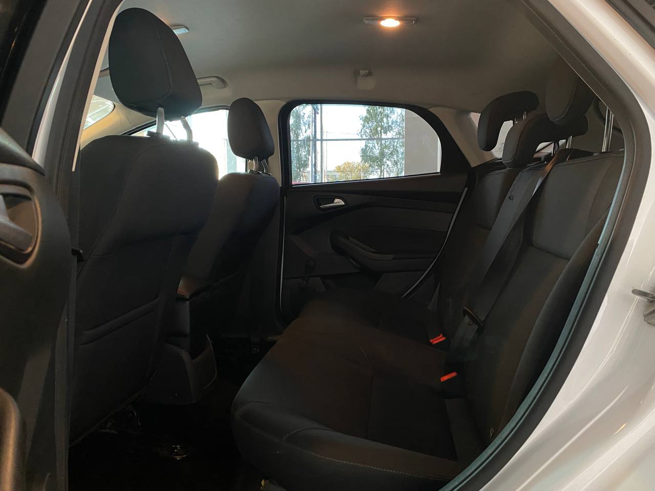 FORD FOCUS