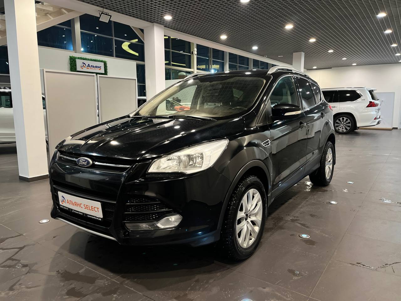 FORD KUGA